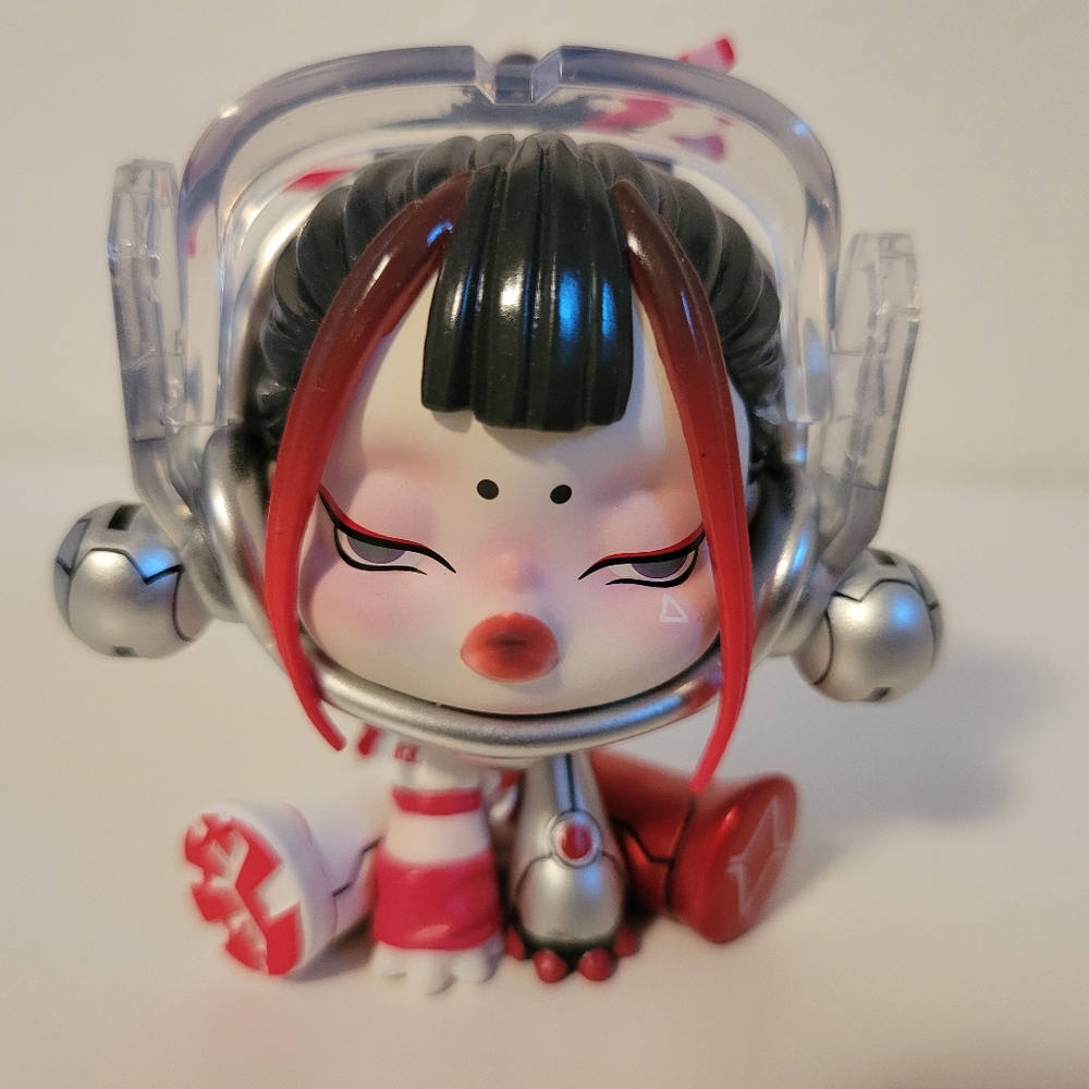 Pop Mart × Skullpanda
